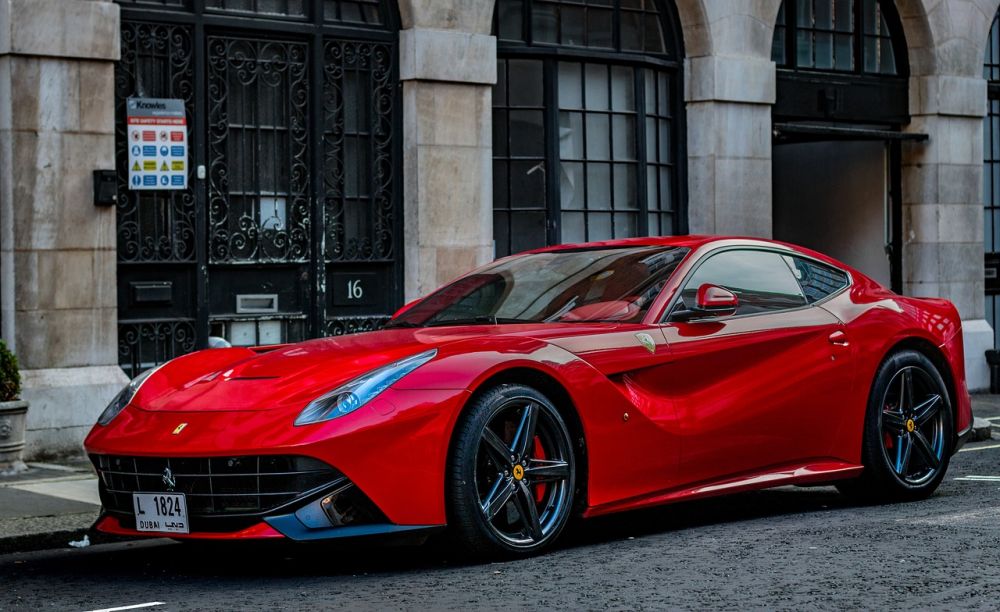 Hvad koster en Ferrari?